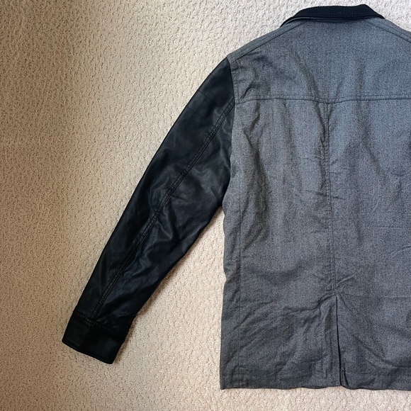 Guess Jacket - Picture 10 of 14